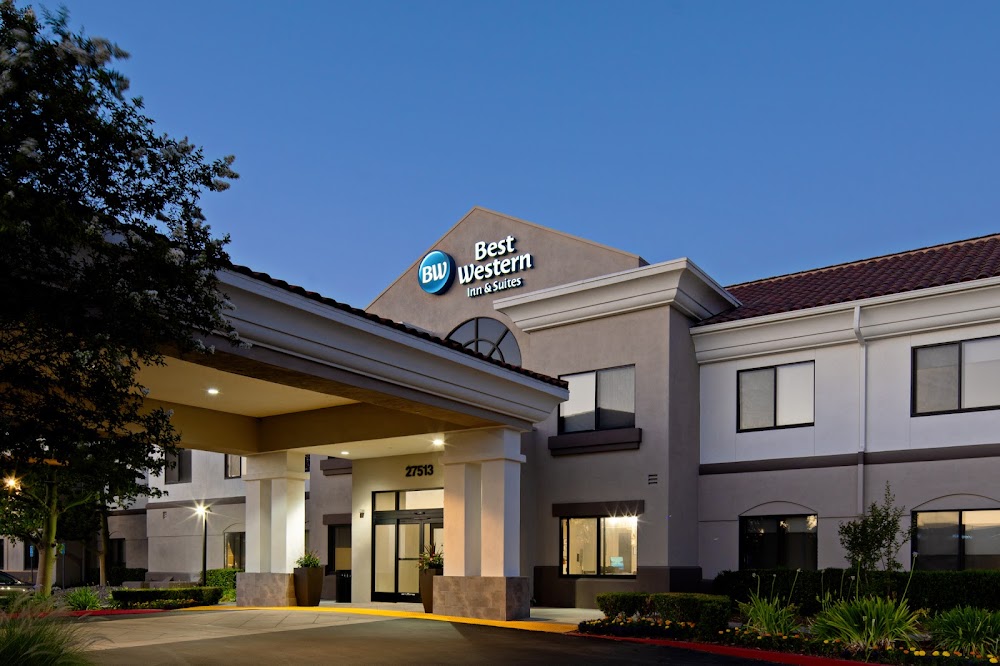 Best Western Valencia/Six Flags Inn & Suites