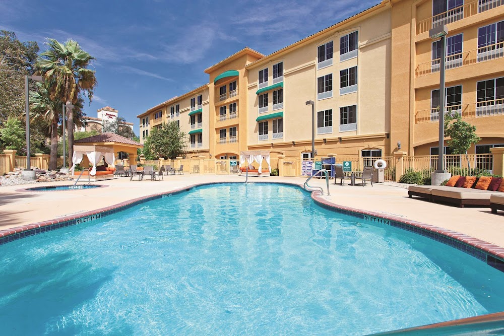 La Quinta Inn & Suites by Wyndham Santa Clarita – Valencia