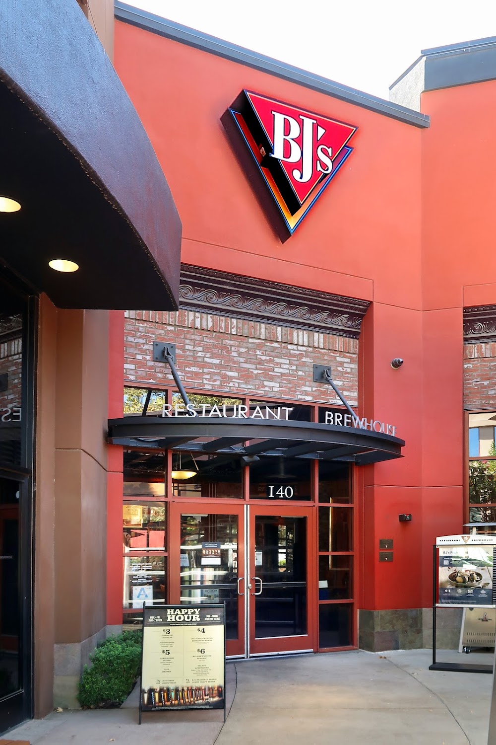 BJ’s Restaurant & Brewhouse