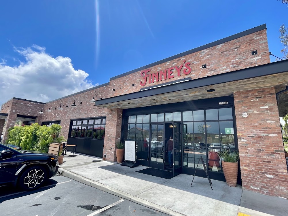 Finney’s Crafthouse – Stevenson Ranch