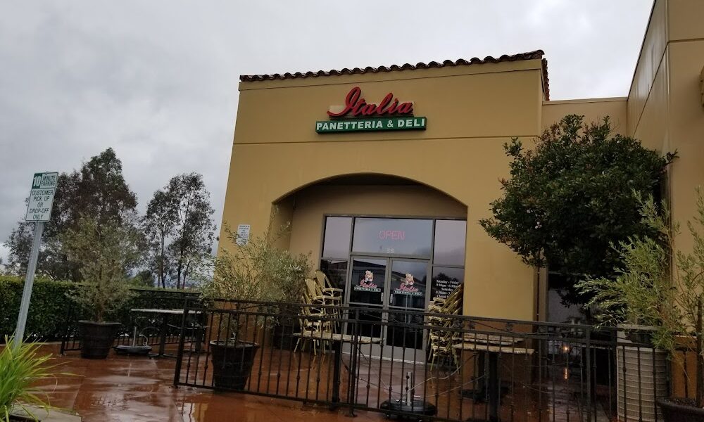 Italia Panetteria & Deli