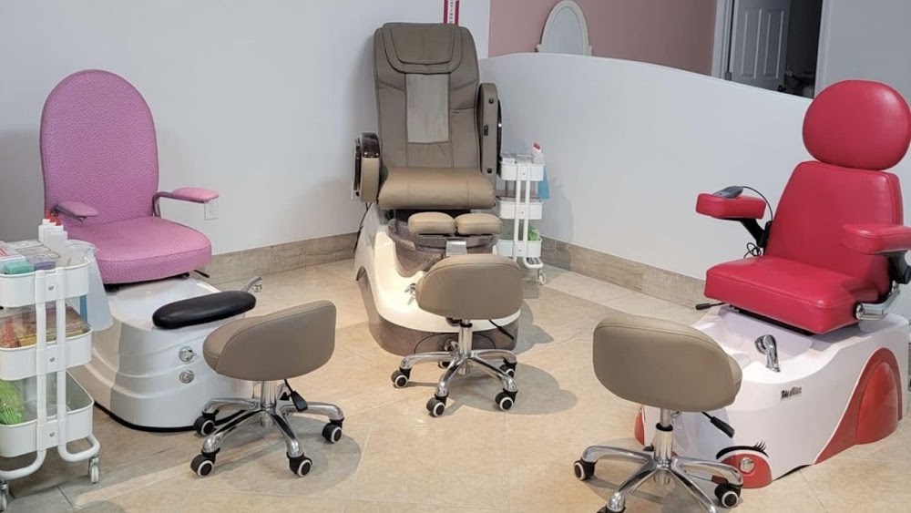 Ada’s Nails and Spa